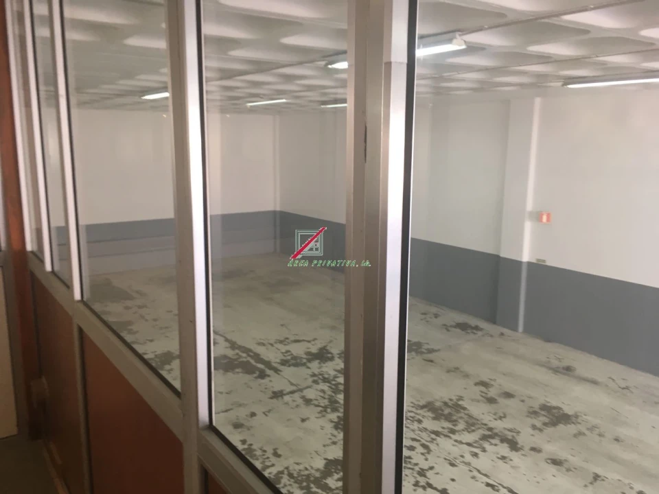 Loja para Venda em Marvila Foto 30