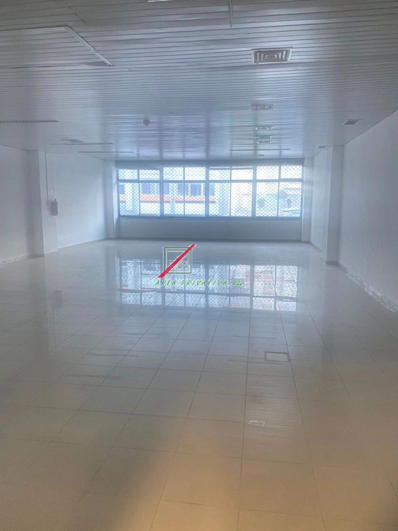 Loja para Arrendamento em Oeiras e São Julião da Barra, Paço de Arcos e Caxias Foto 4