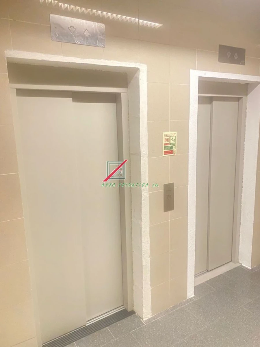 Loja para Arrendamento em Oeiras e São Julião da Barra, Paço de Arcos e Caxias Foto 2