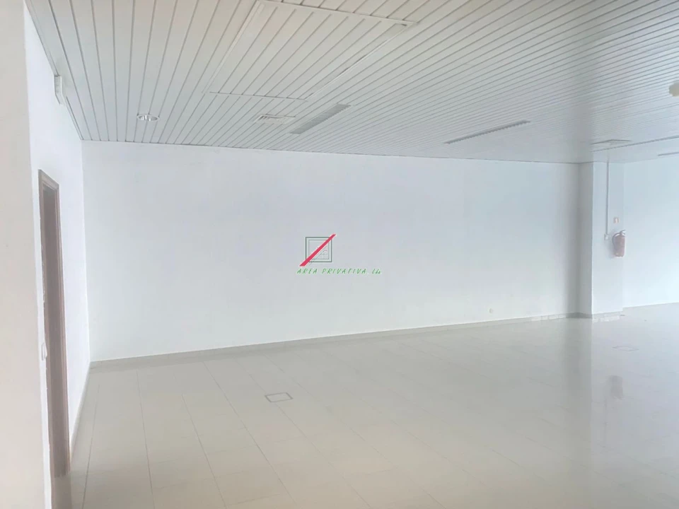 Loja para Arrendamento em Oeiras e São Julião da Barra, Paço de Arcos e Caxias Foto 6