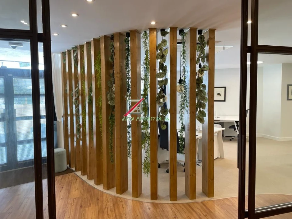 Loja para Arrendamento em Campolide Foto 4