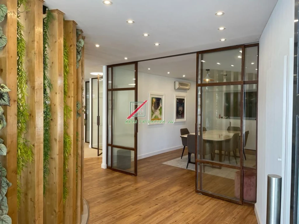 Loja para Arrendamento em Campolide Foto 1