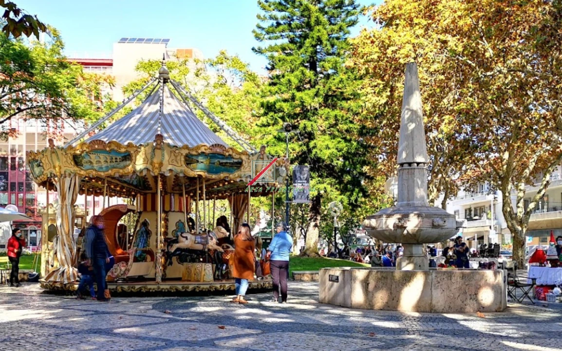 Loja para Arrendamento em Cascais e Estoril Foto 2
