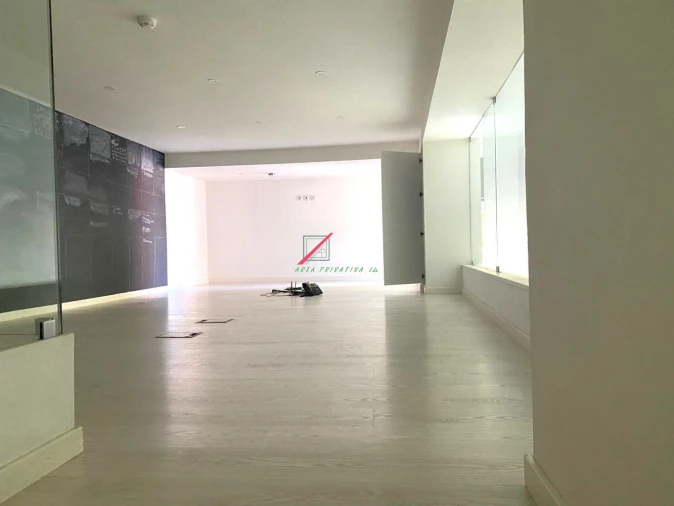 Loja para Arrendamento em Cascais e Estoril Foto 13