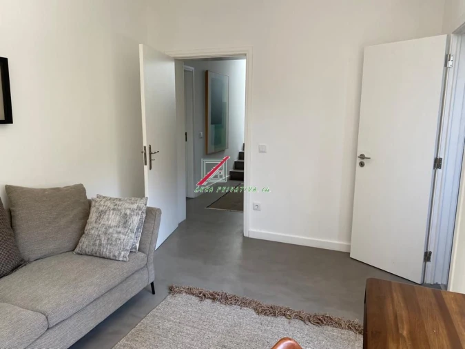 Moradia T5 para Venda em Cascais e Estoril Foto 10