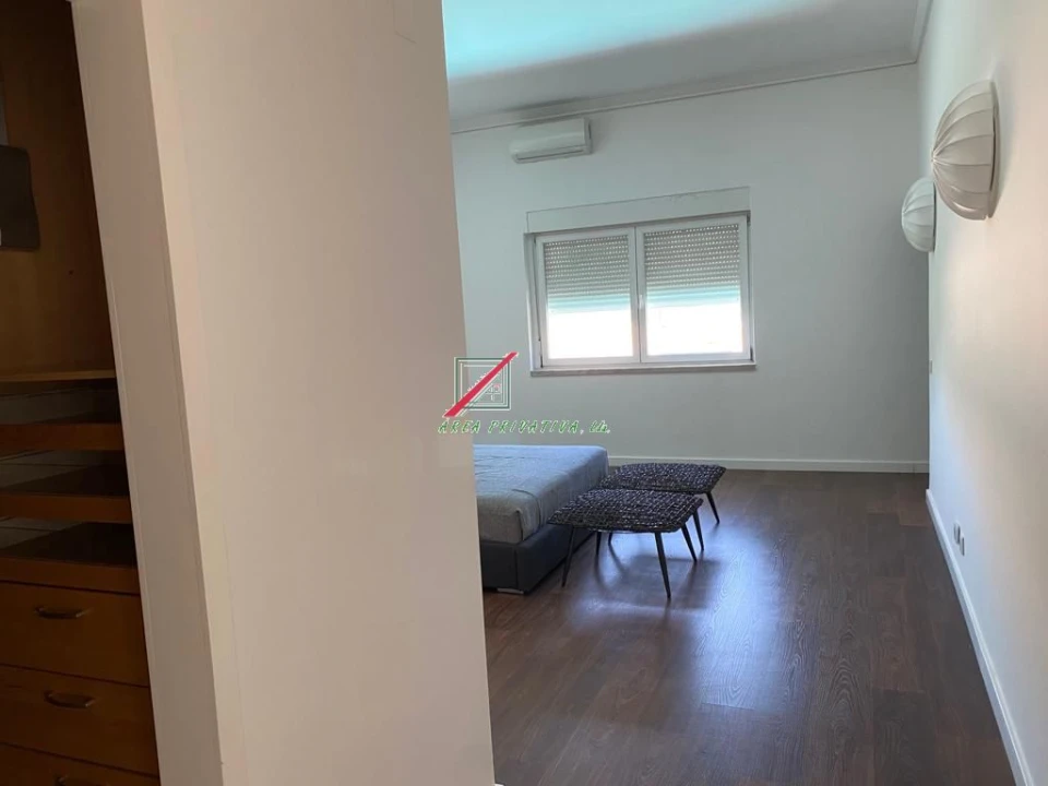 Moradia T5 para Venda em Cascais e Estoril Foto 30