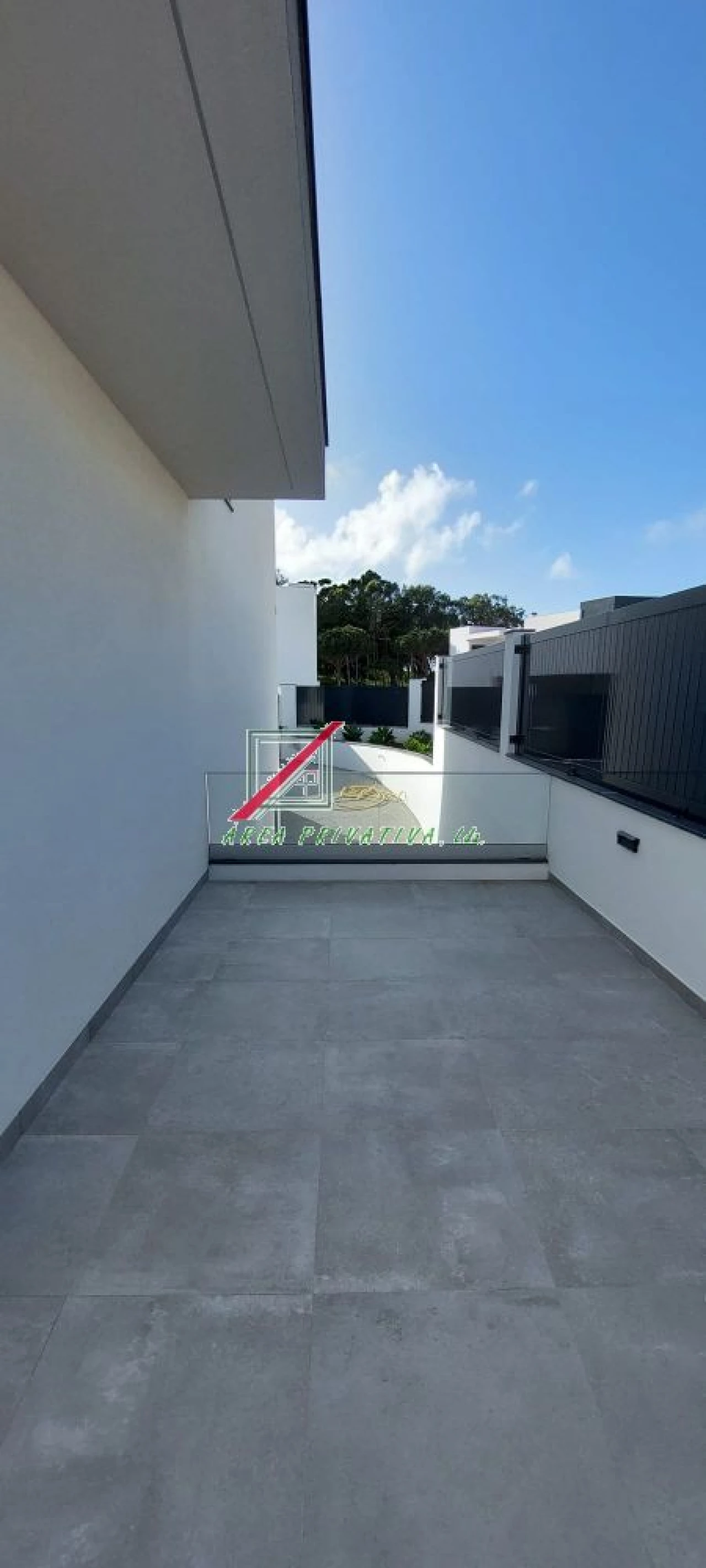 Moradia T4 para Venda em Alcabideche Foto 41