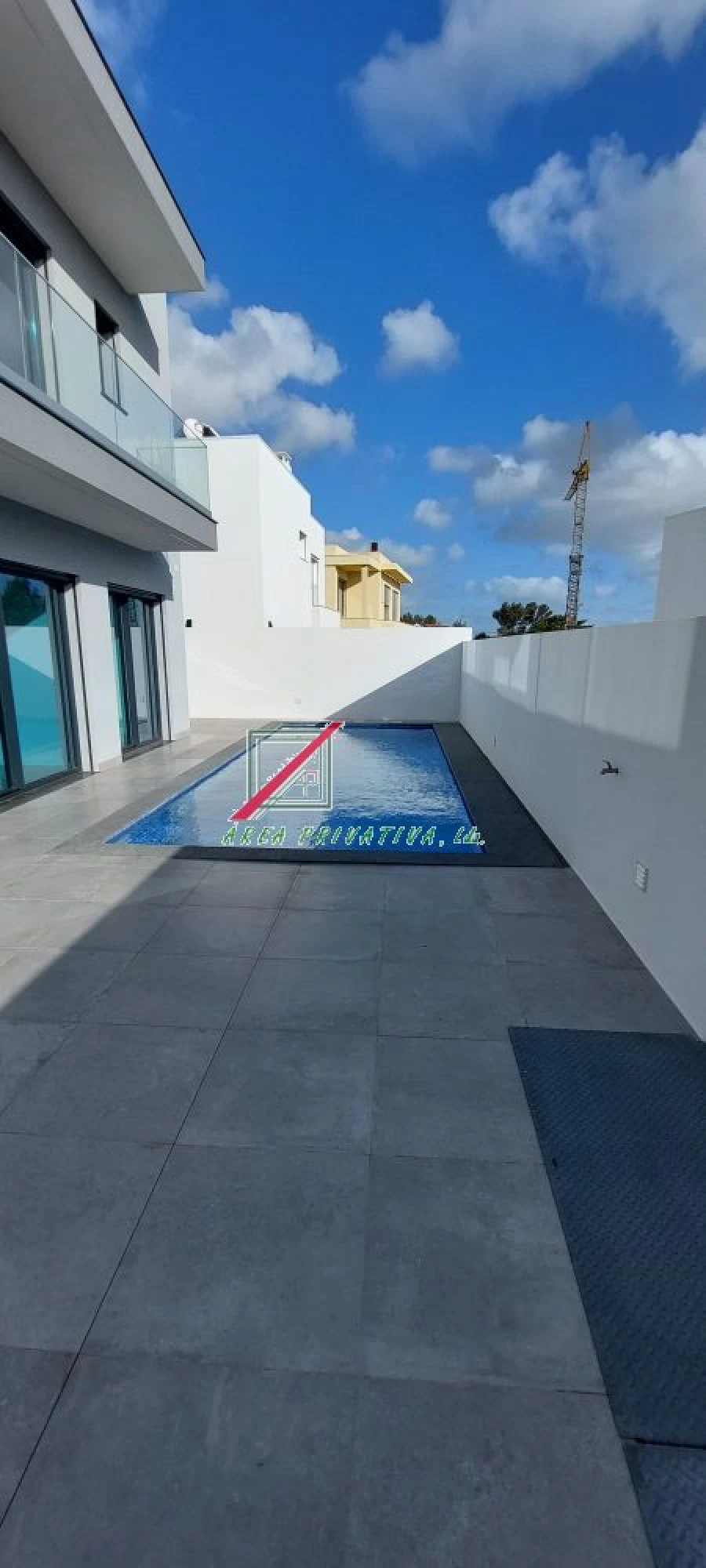 Moradia T4 para Venda em Alcabideche Foto 2