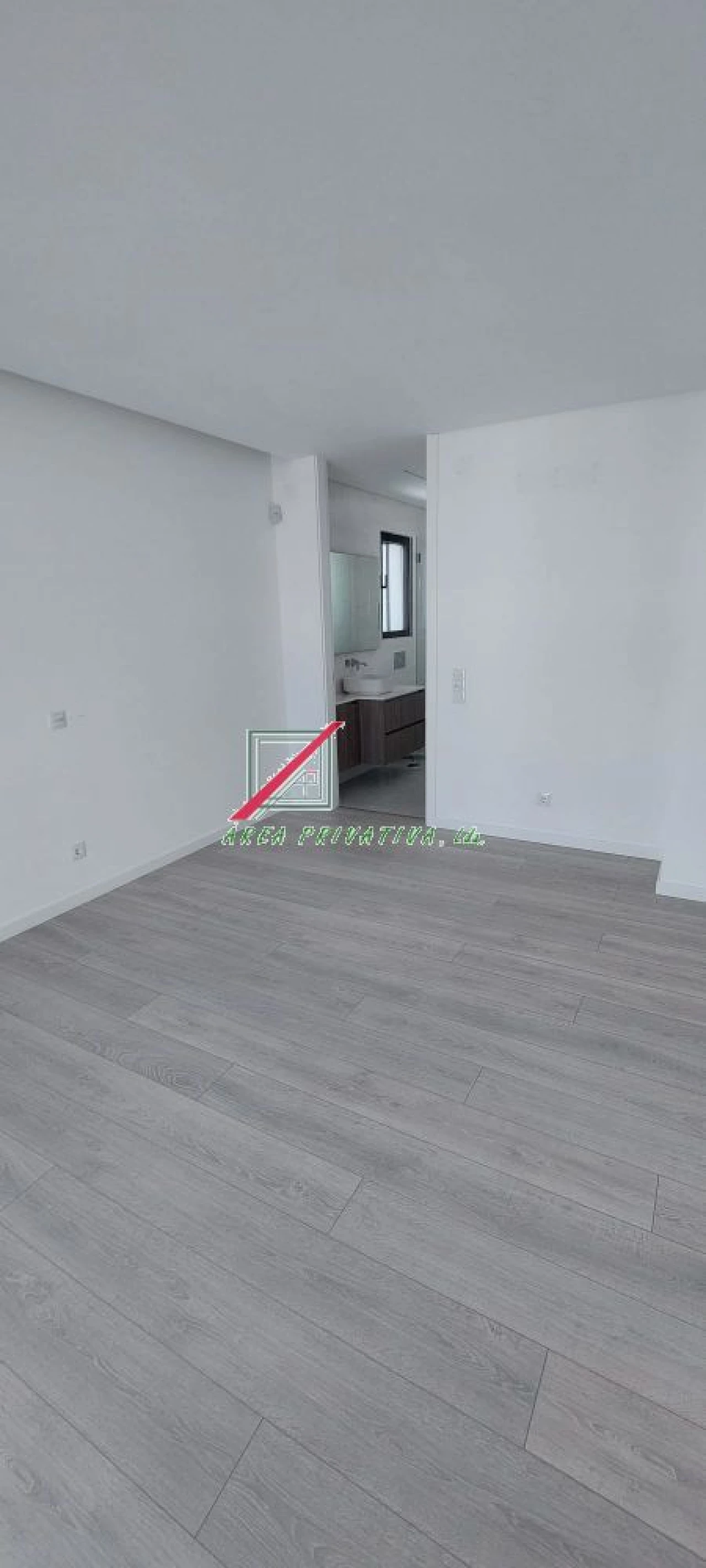 Moradia T4 para Venda em Alcabideche Foto 28