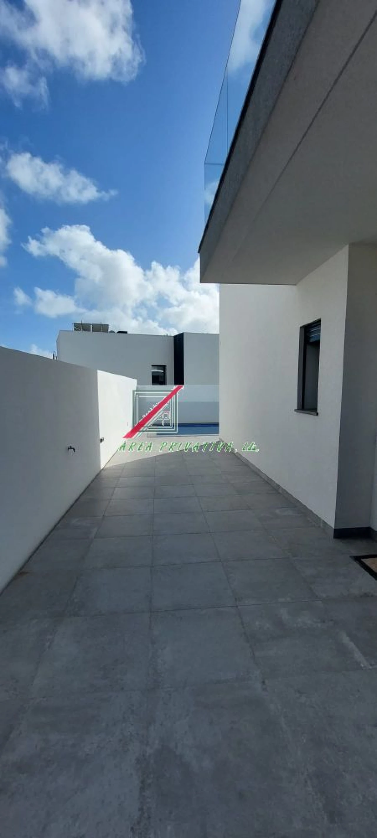 Moradia T4 para Venda em Alcabideche Foto 39