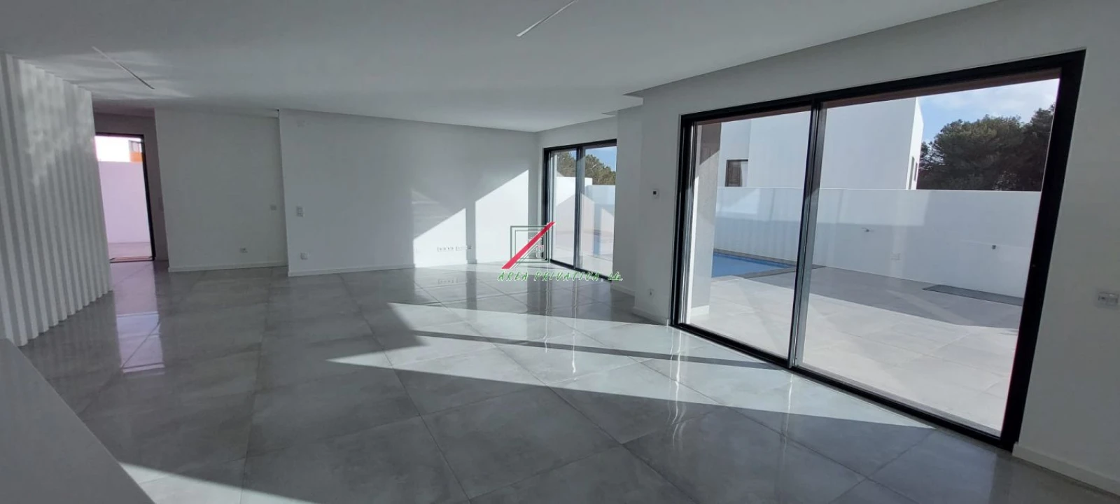 Moradia T4 para Venda em Alcabideche Foto 7