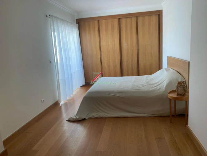 Apartamento T4 para Venda em Cascais e Estoril Foto 33