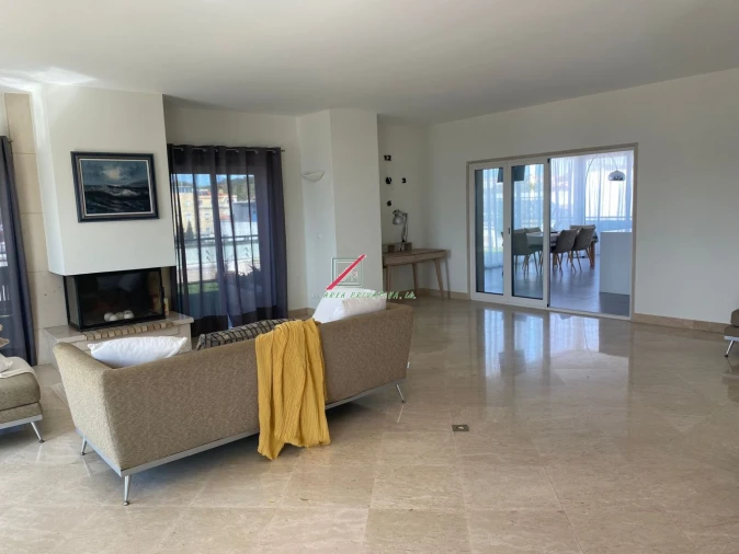 Apartamento T4 para Venda em Cascais e Estoril Foto 3