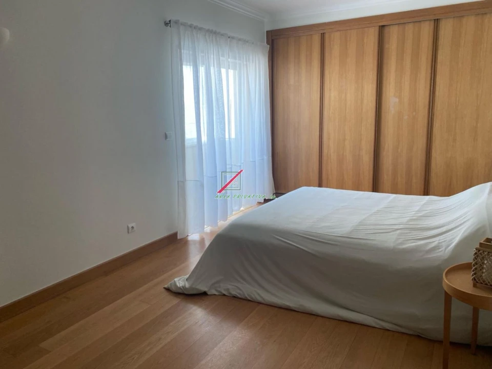 Apartamento T4 para Venda em Cascais e Estoril Foto 36