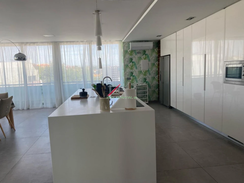 Apartamento T4 para Venda em Cascais e Estoril Foto 17