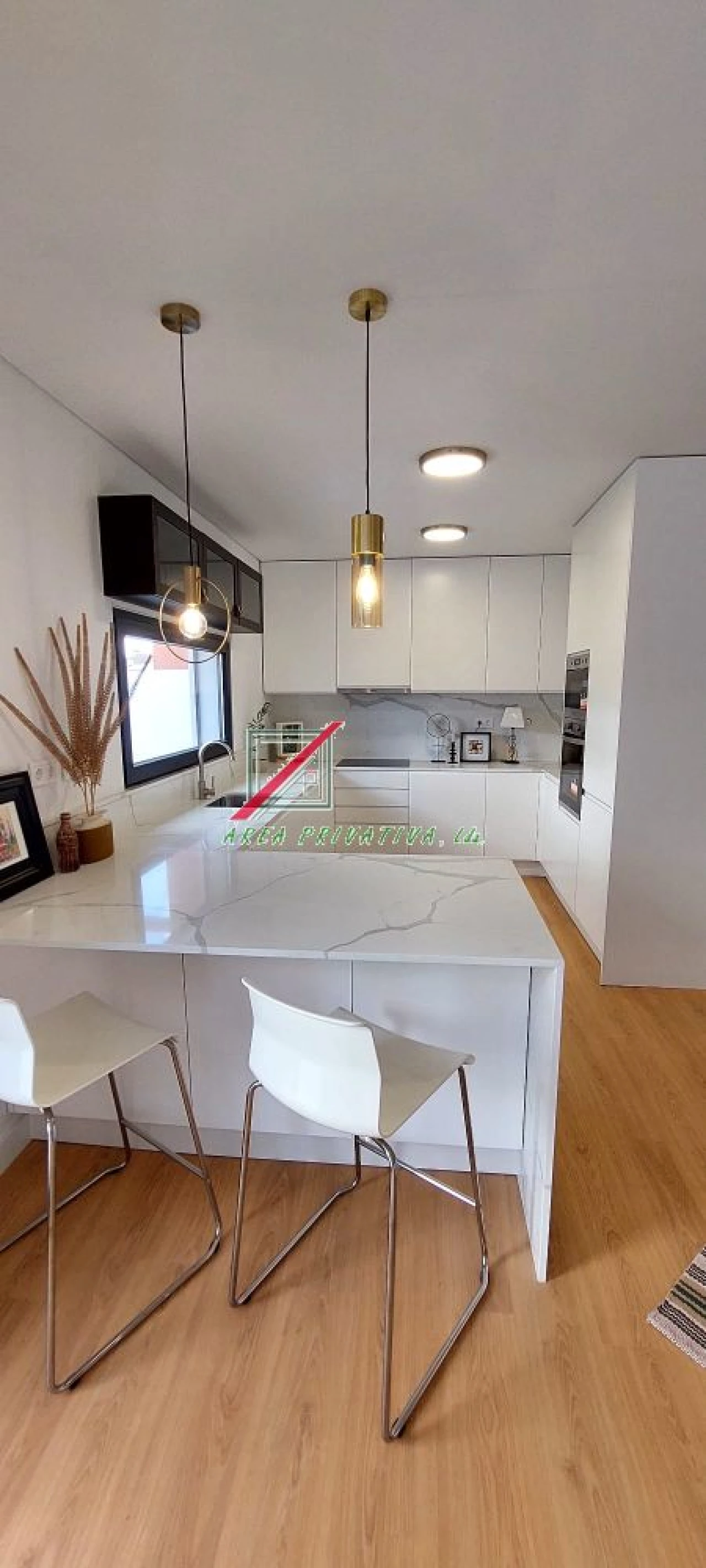 Moradia T3 para Venda em Alcabideche Foto 26