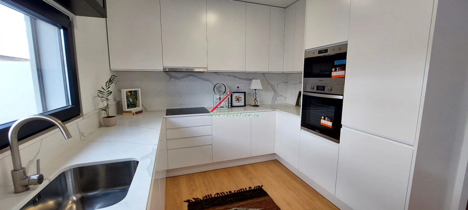 Moradia T3 para Venda em Alcabideche Foto 25