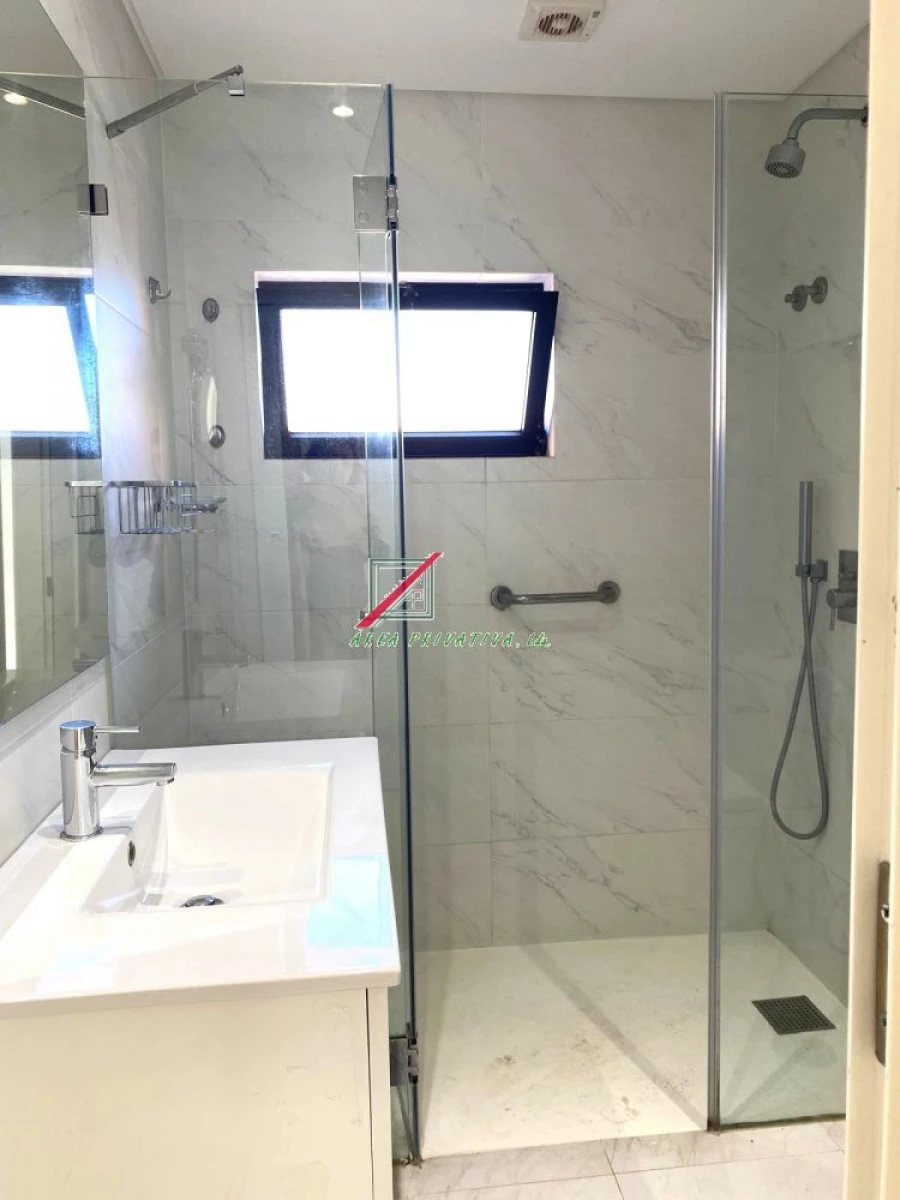 Apartamento T4 para Venda em Cascais e Estoril Foto 13