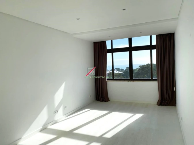 Apartamento T4 para Venda em Cascais e Estoril Foto 19