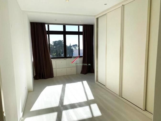 Apartamento T4 para Venda em Cascais e Estoril Foto 21