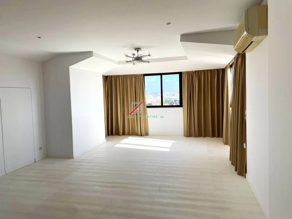 Apartamento T4 para Venda em Cascais e Estoril Foto 5