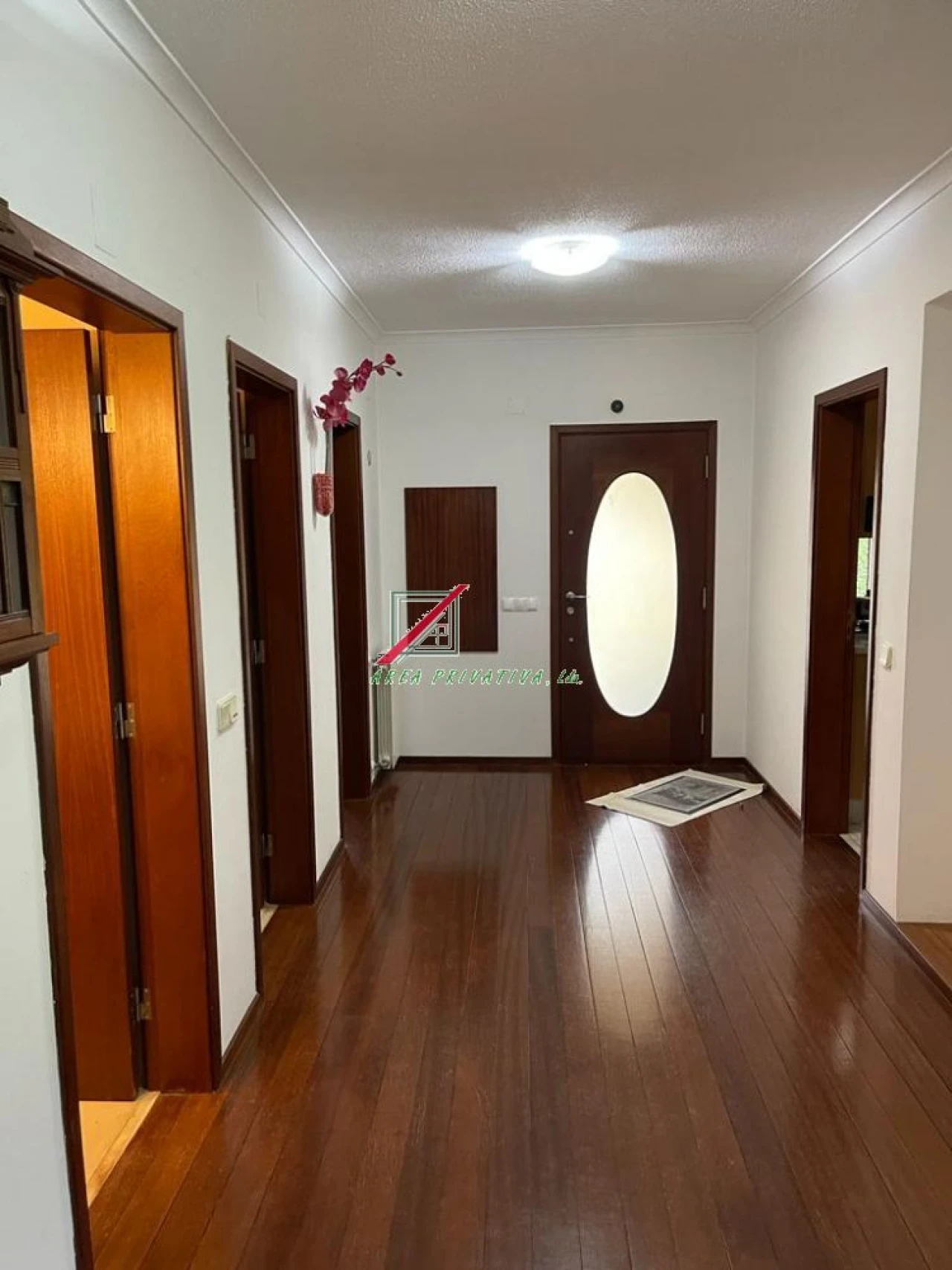 Moradia T5 para Venda em Charneca de Caparica e Sobreda Foto 7