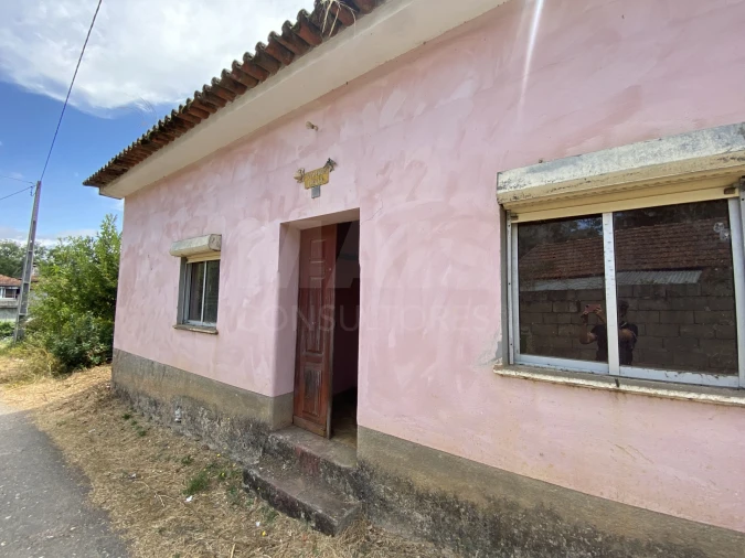 Moradia T1 para Venda em Sarzedo Foto 3