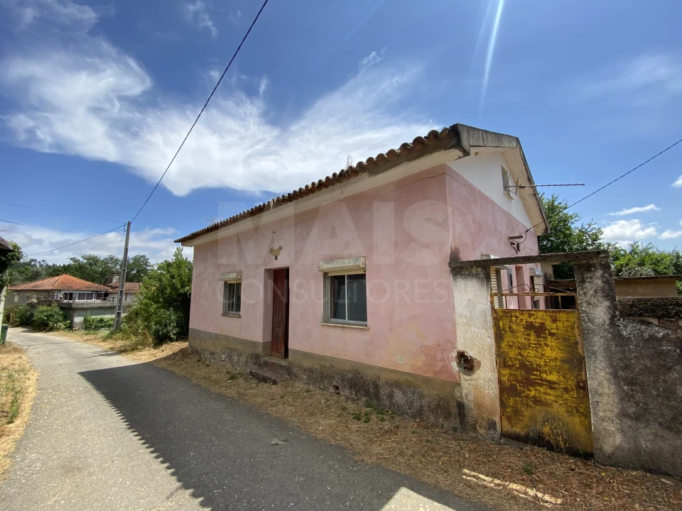 Moradia T1 para Venda em Sarzedo Foto 1