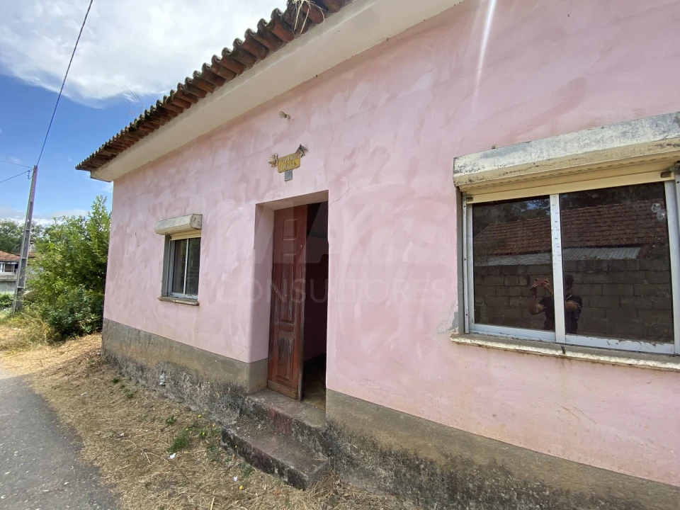 Moradia T1 para Venda em Sarzedo Foto 3