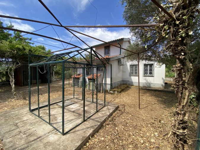 Moradia T2 para Venda em Sarzedo Foto 6