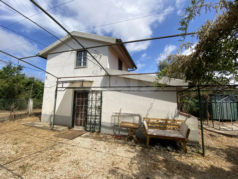 Moradia T2 para Venda em Sarzedo Foto 2