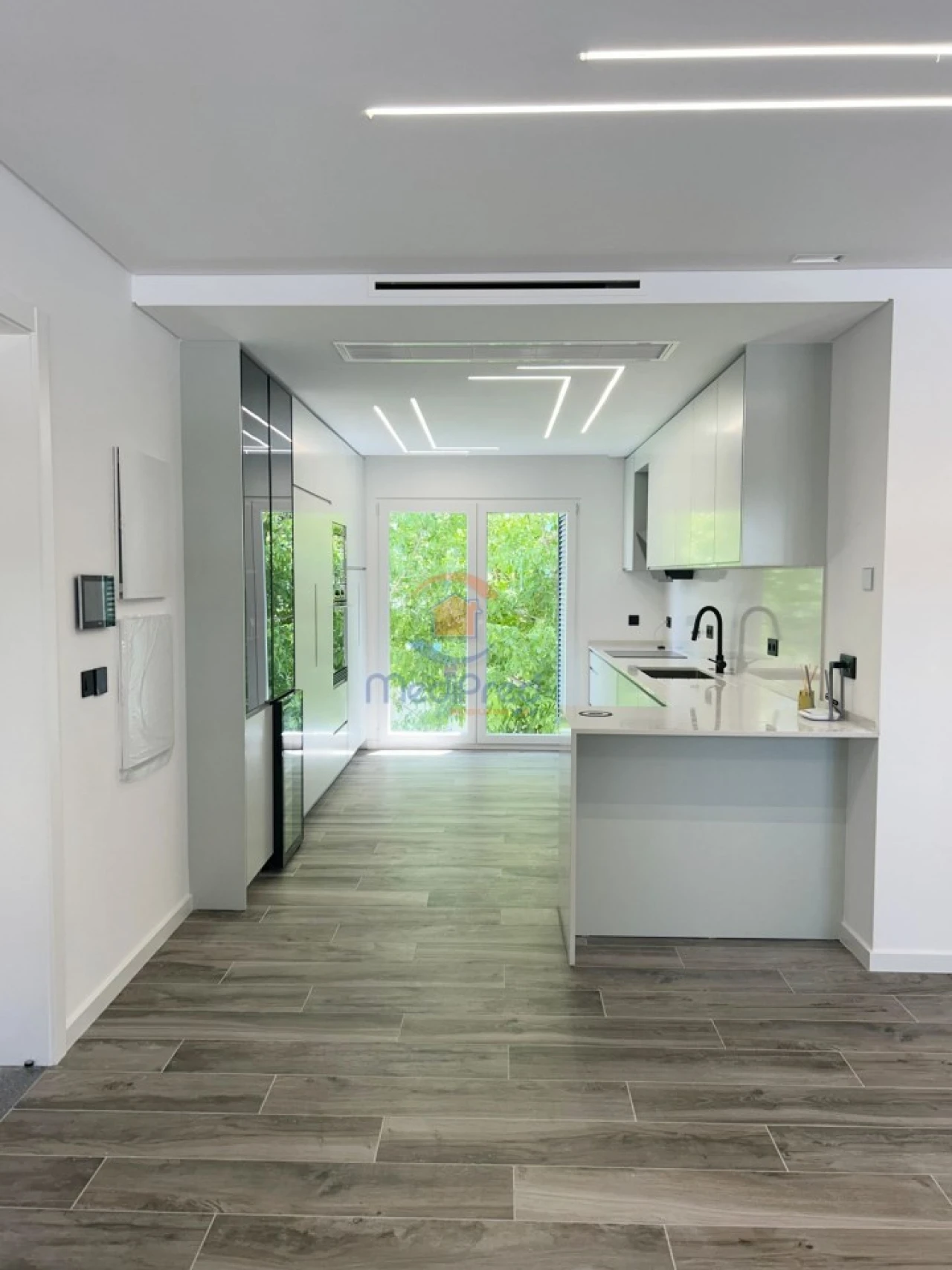 Apartamento T4 para Venda em Santa Iria de Azoia, São João da Talha e Bobadela Foto 4