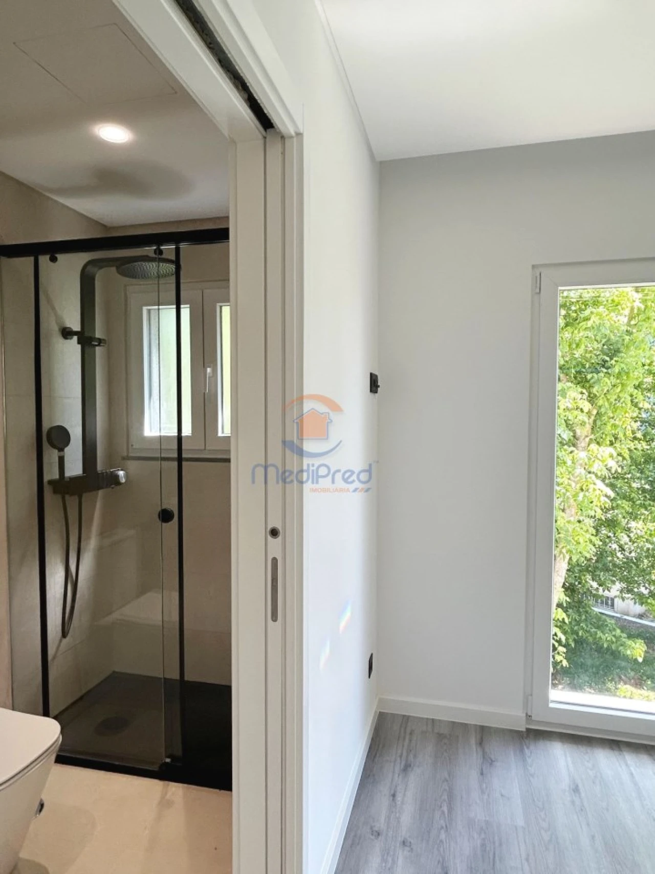 Apartamento T4 para Venda em Santa Iria de Azoia, São João da Talha e Bobadela Foto 27