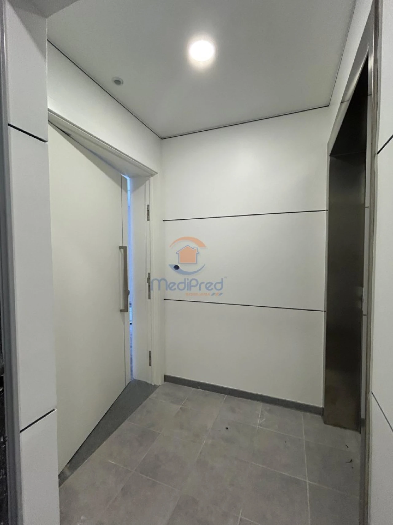 Apartamento T4 para Venda em Santa Iria de Azoia, São João da Talha e Bobadela Foto 2