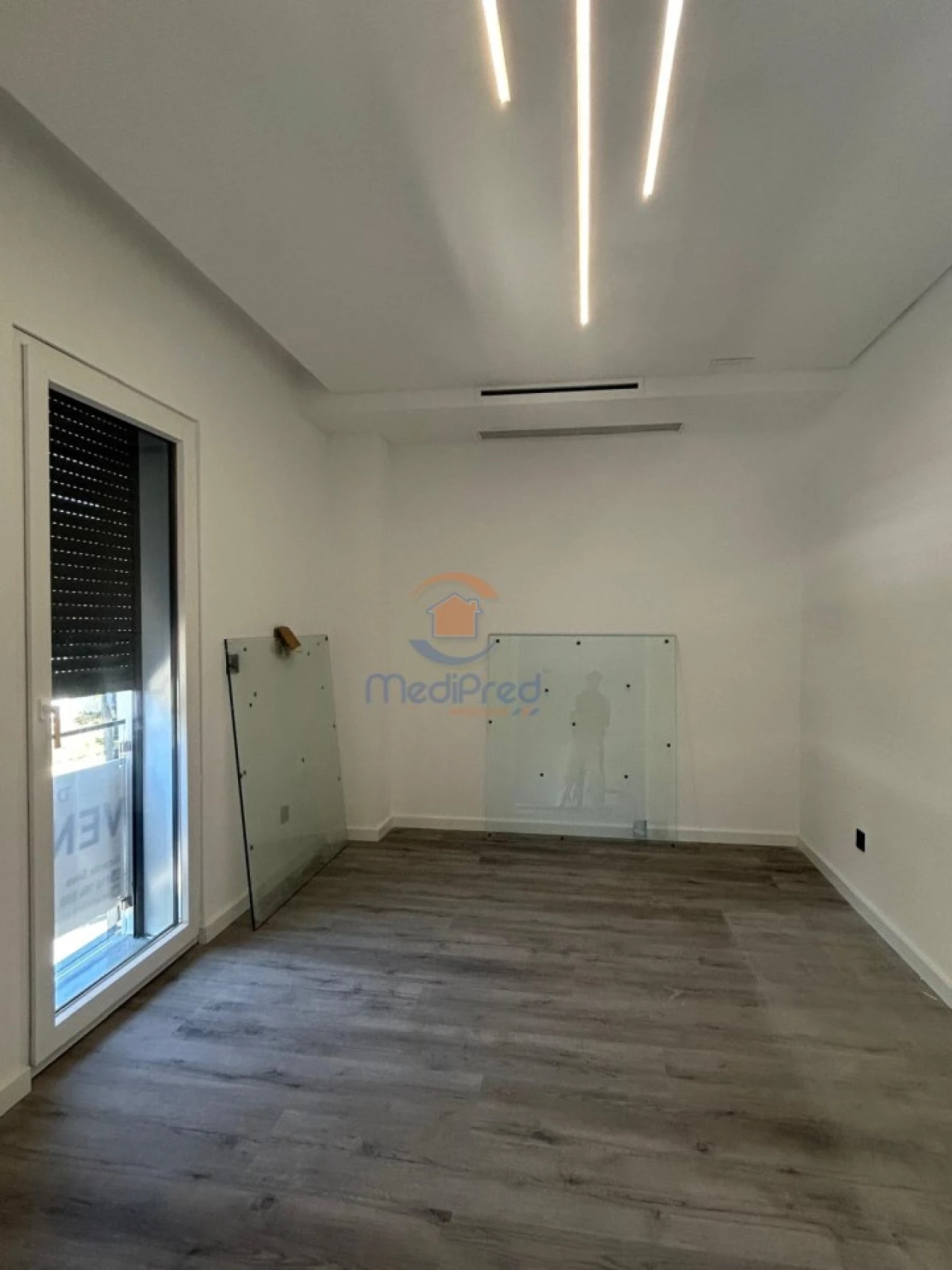 Apartamento T4 para Venda em Santa Iria de Azoia, São João da Talha e Bobadela Foto 21