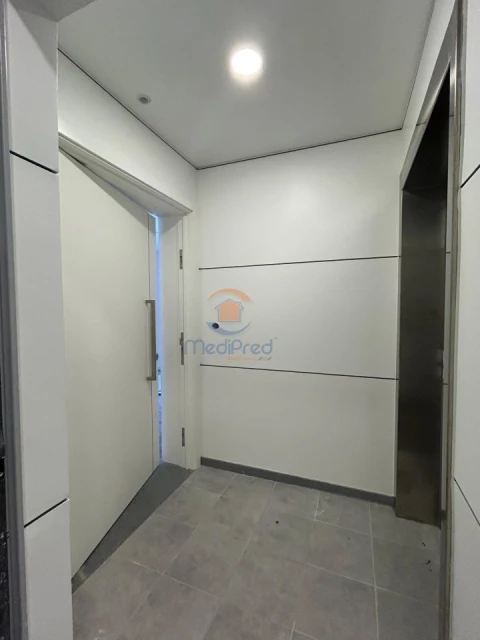 Apartamento T4 para Venda em Santa Iria de Azoia, São João da Talha e Bobadela