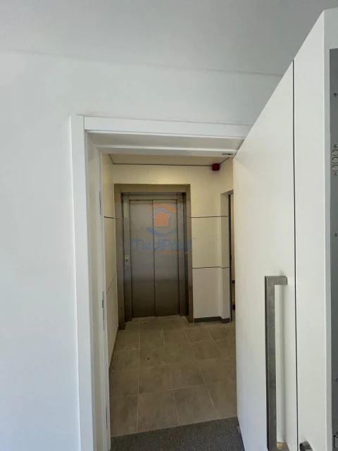 Apartamento T4 para Venda em Santa Iria de Azoia, São João da Talha e Bobadela