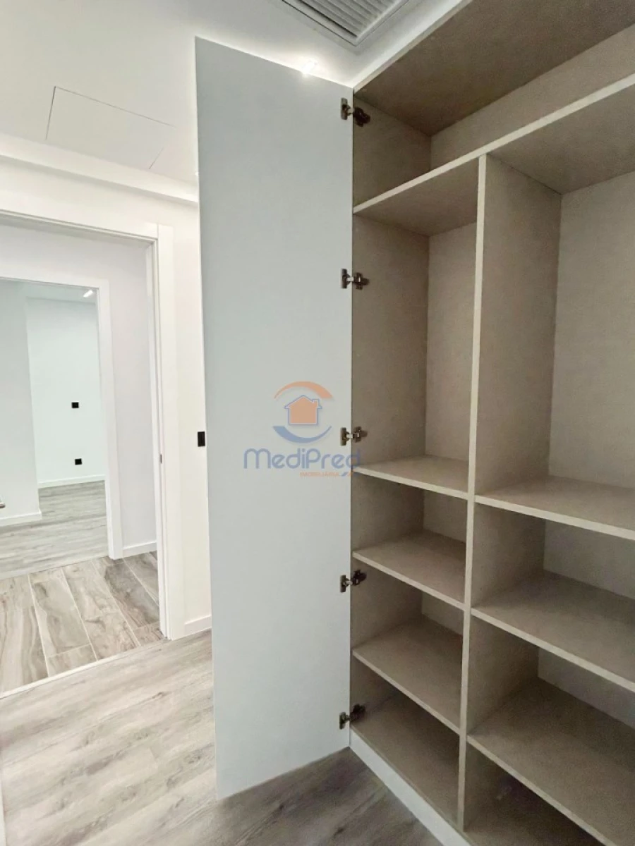 Apartamento T4 para Venda em Santa Iria de Azoia, São João da Talha e Bobadela Foto 24