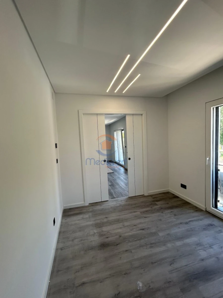Apartamento T4 para Venda em Santa Iria de Azoia, São João da Talha e Bobadela Foto 19