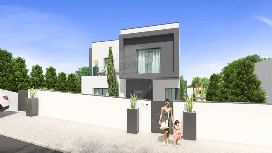 Moradia T4 para Venda em Ramalhal Foto 1