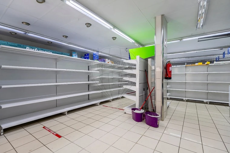 Loja para Venda em Malveira e São Miguel de Alcainça Foto 14