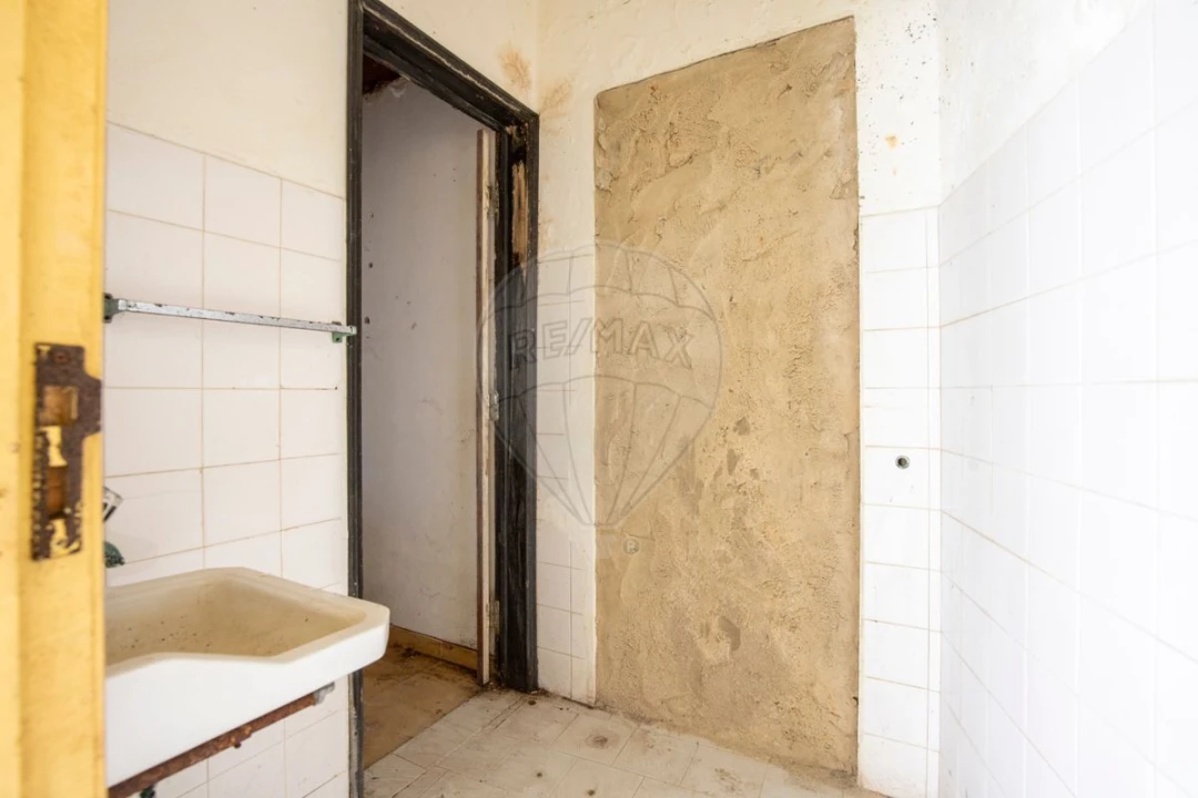 Moradia T2 para Venda em Lamas e Cercal Foto 12