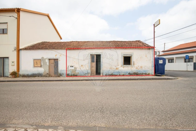 Moradia T2 para Venda em Lamas e Cercal