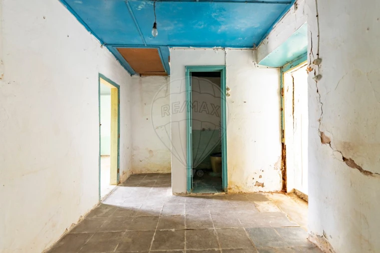 Moradia T2 para Venda em Lamas e Cercal Foto 8