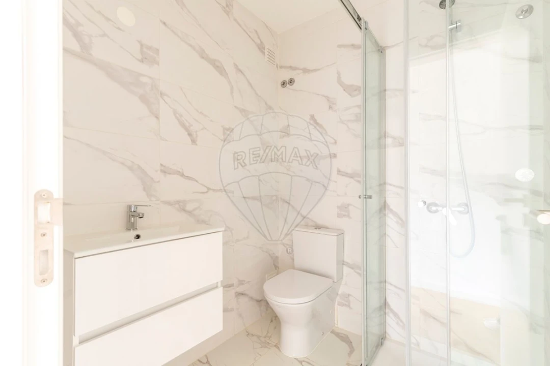 Apartamento T3 para Venda em Bombarral e Vale Covo Foto 15