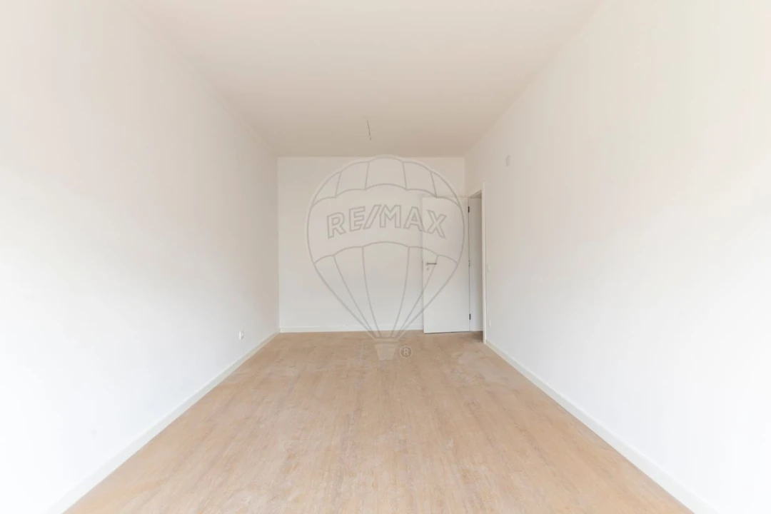 Apartamento T3 para Venda em Bombarral e Vale Covo Foto 4