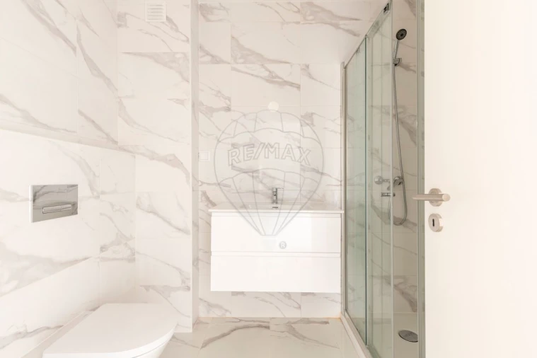 Apartamento T3 para Venda em Bombarral e Vale Covo Foto 9