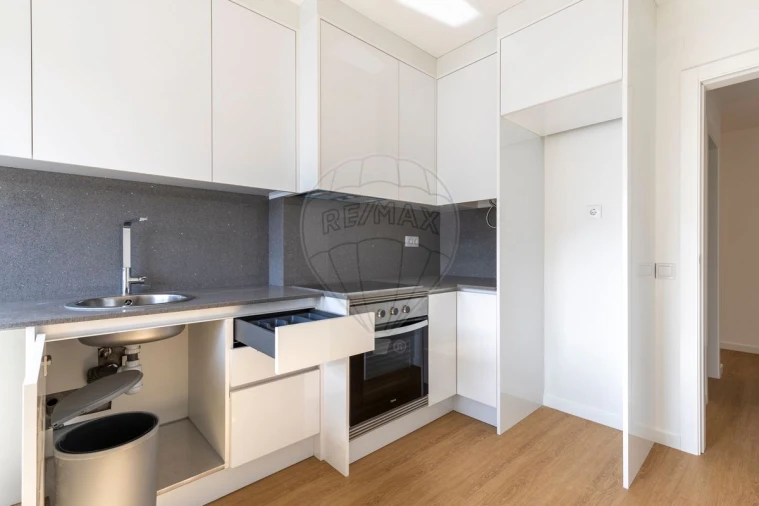 Apartamento T3 para Venda em Bombarral e Vale Covo Foto 6