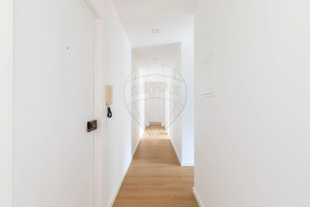 Apartamento T3 para Venda em Bombarral e Vale Covo Foto 16