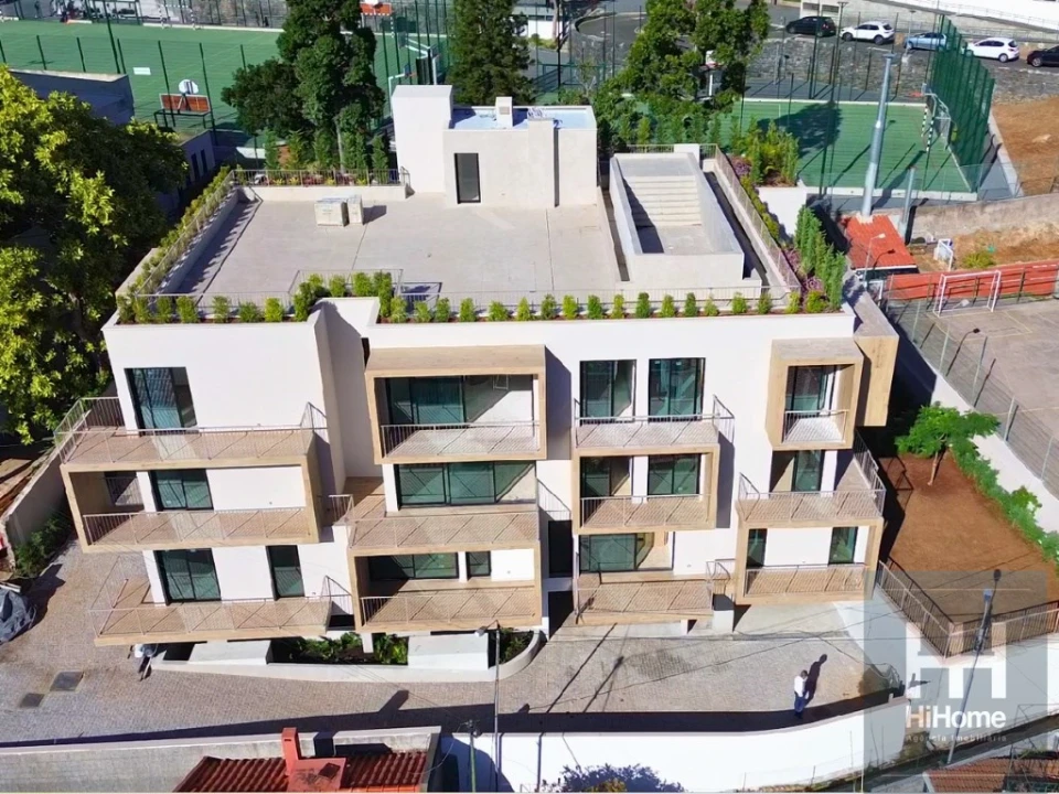 Apartamento T2 para Venda em São Martinho Foto 2
